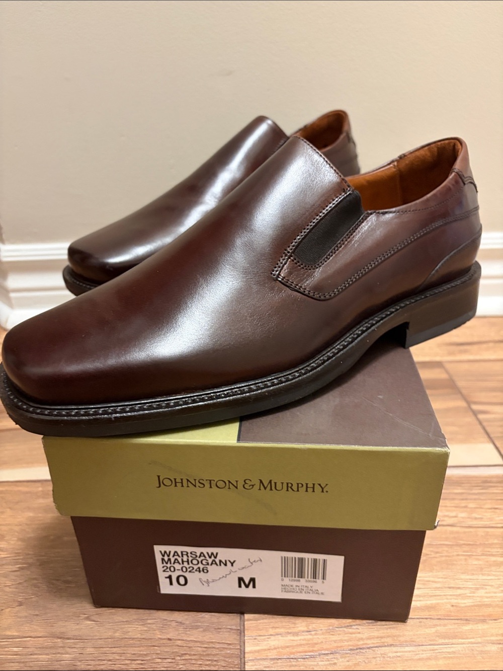 Johnston & Murphy Men’s Mahogany Leather Slip-On Loafers NWOT